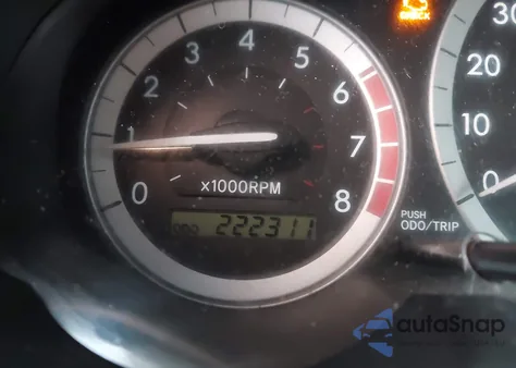 2004 Toyota Sienna Ce z USA, uszkodzony, nr VIN 5TDZA23C44S164599